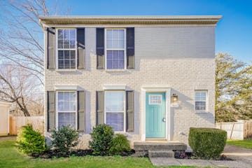 7802 Texlyn Ct Louisville, KY 40258